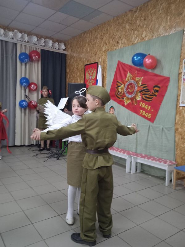 Вячеслав Третьяков: В День Победы, проехал по родным селам, по нашим трудовым нивам! Видел своими глазами, как крепок дух народа, как чтят память героев, отстоявших наше Отечество! Вячеслав Третьяков: В День Победы, проехал по родным селам, по нашим трудовым нивам! Видел своими глазами, как крепок дух народа, как чтят память героев, отстоявших наше Отечество!