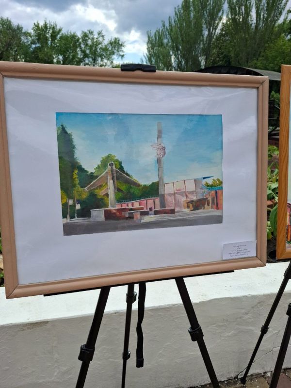 С Днем Луганской Народной Республики! С Днем Луганской Народной Республики!