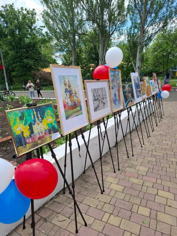С Днем Луганской Народной Республики! С Днем Луганской Народной Республики!