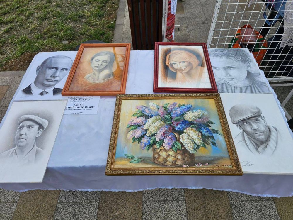 Творческие коллективы Алчевска представили наш город в республиканском фестивале-конкурсе "Песни, опаленные войной" Творческие коллективы Алчевска представили наш город в республиканском фестивале-конкурсе "Песни, опаленные войной"