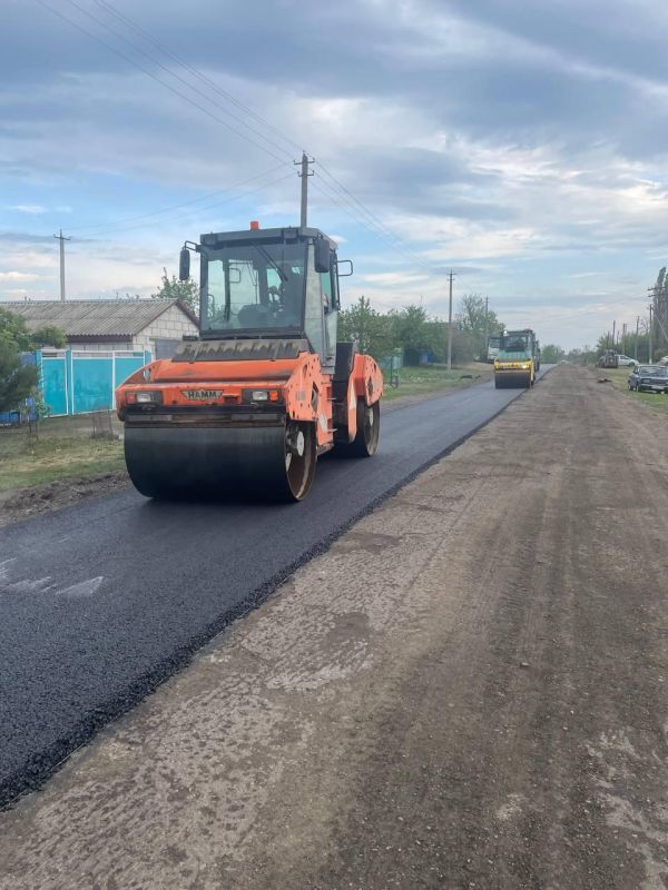 Воронежская область восстанавливает дорогу в Белокуракинском округе ЛНР Воронежская область восстанавливает дорогу в Белокуракинском округе ЛНР