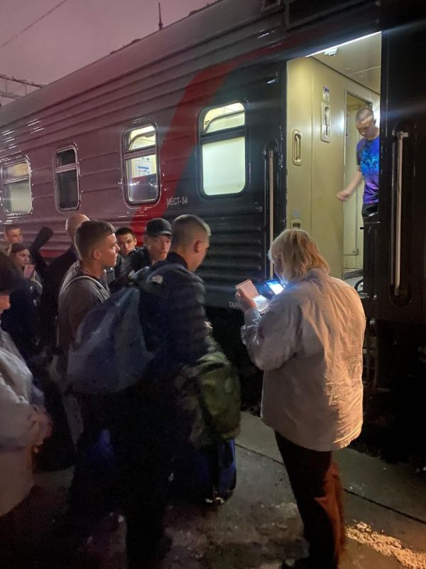 Юнармейцев из Беловодского МО проводили домой Юнармейцев из Беловодского МО проводили домой