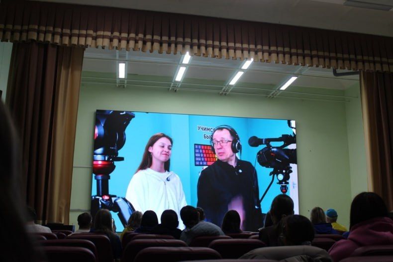 Юнкоры Свердловской народной киностудии «Горизонт» стали победителями во Всероссийском и Межрегиональном фестивалях в г.Чебоксары Юнкоры Свердловской народной киностудии «Горизонт» стали победителями во Всероссийском и Межрегиональном фестивалях в г.Чебоксары