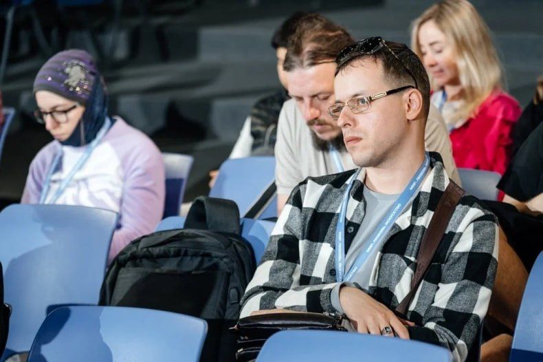 В Свердловске теперь есть свой менеджер локаций! В Свердловске теперь есть свой менеджер локаций!