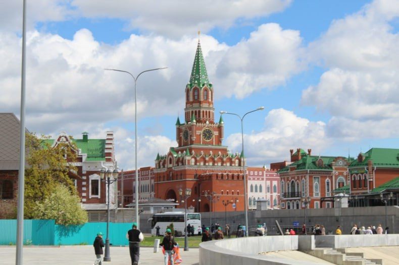Юнкоры Свердловской народной киностудии «Горизонт» стали победителями во Всероссийском и Межрегиональном фестивалях в г.Чебоксары Юнкоры Свердловской народной киностудии «Горизонт» стали победителями во Всероссийском и Межрегиональном фестивалях в г.Чебоксары
