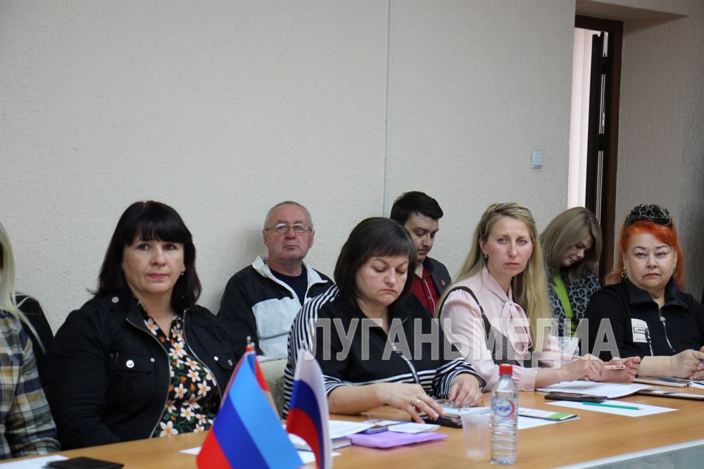 Министр экономического развития ЛНР встретилась с предпринимателями Алчевска Министр экономического развития ЛНР встретилась с предпринимателями Алчевска