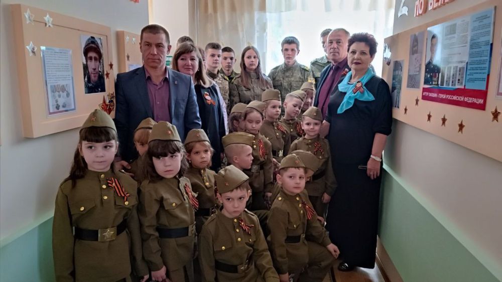«Я обязательно вернусь!»: В Первомайске открыли экспозиции в память о Герое РФ Артуре Лапшине «Я обязательно вернусь!»: В Первомайске открыли экспозиции в память о Герое РФ Артуре Лапшине