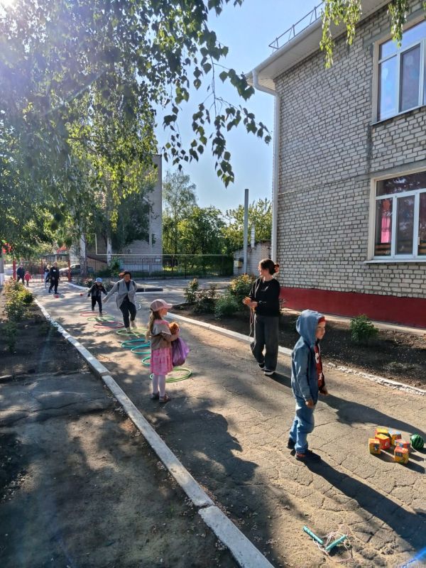 День Семьи провели в ГБДОУ ЛНР «Родаковский ясли-сад «Рябинушка» День Семьи провели в ГБДОУ ЛНР «Родаковский ясли-сад «Рябинушка»