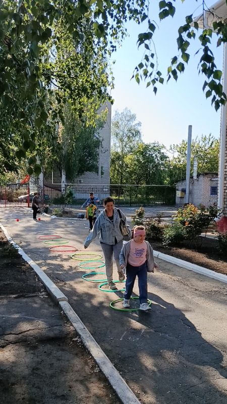 День Семьи провели в ГБДОУ ЛНР «Родаковский ясли-сад «Рябинушка» День Семьи провели в ГБДОУ ЛНР «Родаковский ясли-сад «Рябинушка»