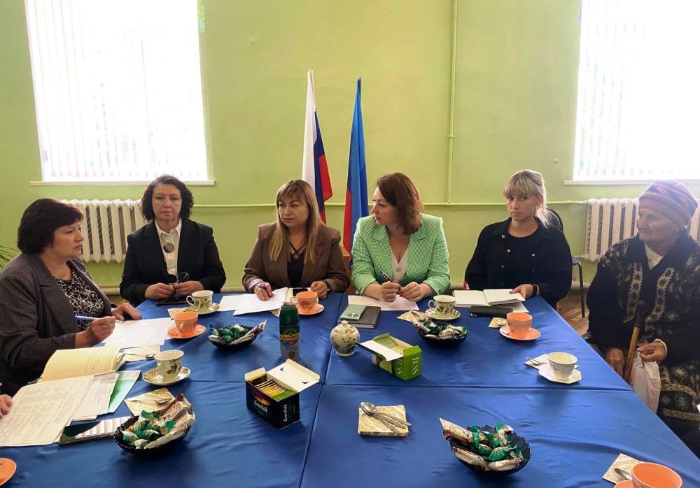 В пгт Крепенский состоялась встреча с семьями погибших участников Специальной военной операции В пгт Крепенский состоялась встреча с семьями погибших участников Специальной военной операции