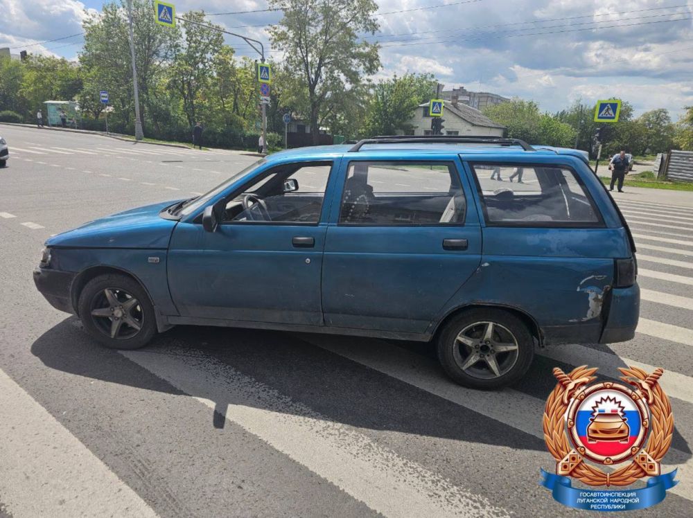 Стали известны подробности ДТП с перевертышем у 5-й школы в Луганске Стали известны подробности ДТП с перевертышем у 5-й школы в Луганске