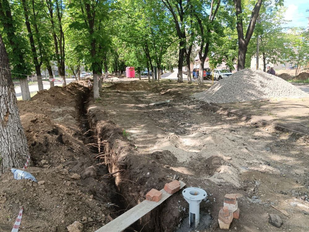 В городском округе город Ровеньки ведутся работы по реализации проекта «Благоустройство В городском округе город Ровеньки ведутся работы по реализации проекта «Благоустройство