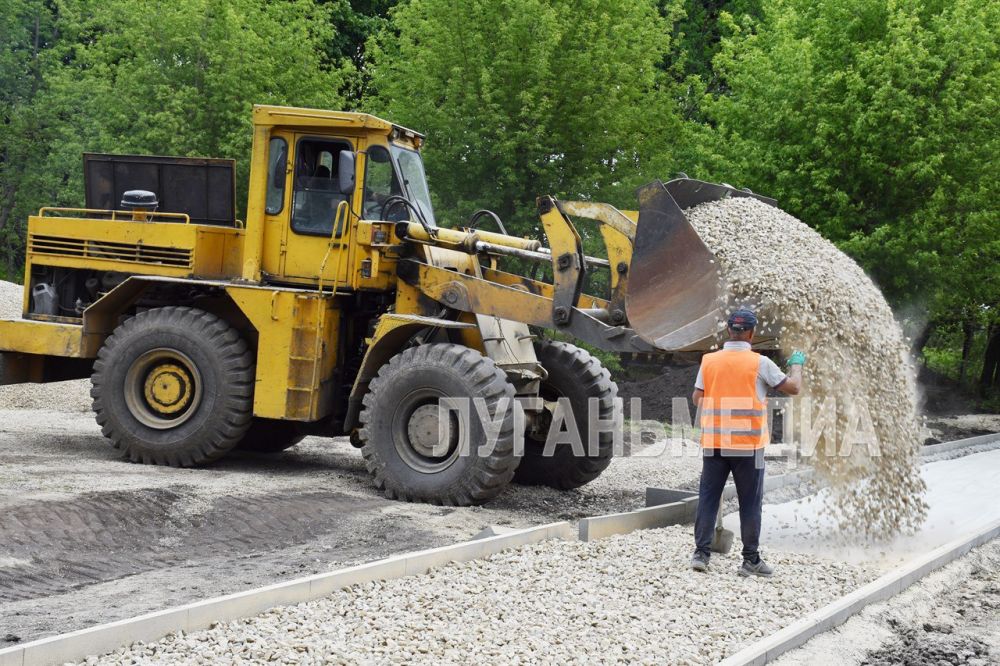В Красном Луче благодаря нацпроекту появится современное городское пространство для досуга В Красном Луче благодаря нацпроекту появится современное городское пространство для досуга