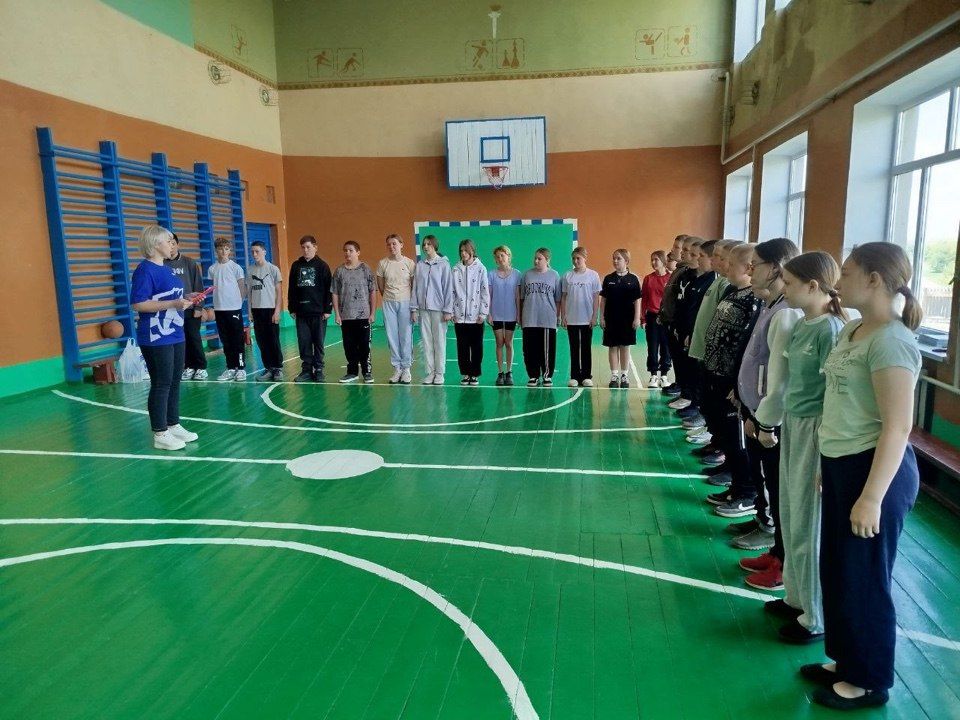 Зарядка памяти: в Дьяковской гимназии почтили спортсмена-фронтовика Виктора Чукарина Зарядка памяти: в Дьяковской гимназии почтили спортсмена-фронтовика Виктора Чукарина