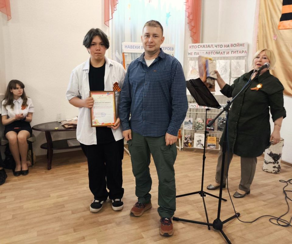 Евгений Шаталин: Посетил праздничный концерт, приуроченный чествованию 80 - летия Великой Победы Евгений Шаталин: Посетил праздничный концерт, приуроченный чествованию 80 - летия Великой Победы