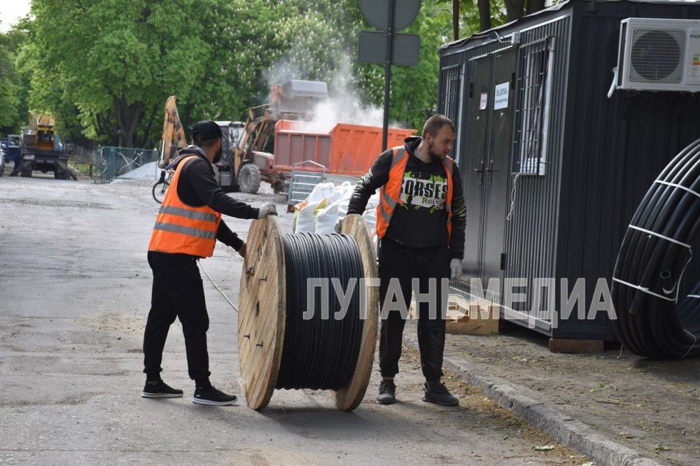 В городе Ровеньки по нацпроекту благоустраивается центральная часть города В городе Ровеньки по нацпроекту благоустраивается центральная часть города