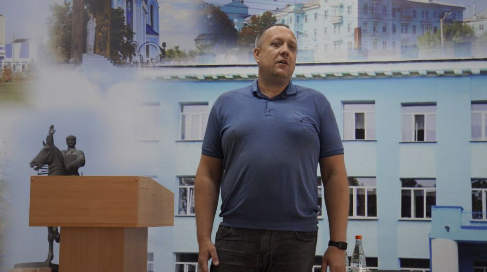 Задача - обновить Совет молодых педагогов Луганска Задача - обновить Совет молодых педагогов Луганска