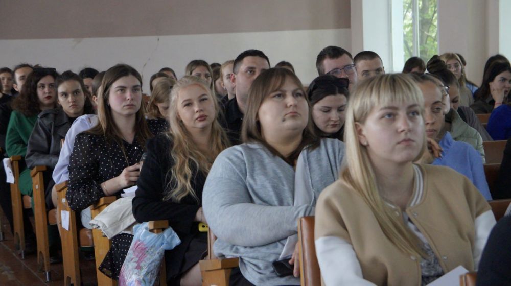 Задача - обновить Совет молодых педагогов Луганска Задача - обновить Совет молодых педагогов Луганска