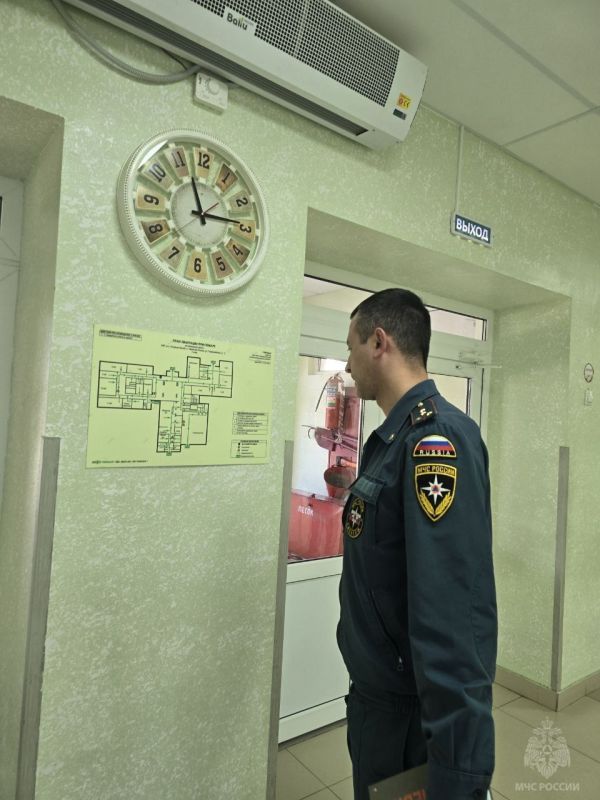 В образовательных учреждениях Антрацитовского муниципального округа проводятся профилактические визиты В образовательных учреждениях Антрацитовского муниципального округа проводятся профилактические визиты