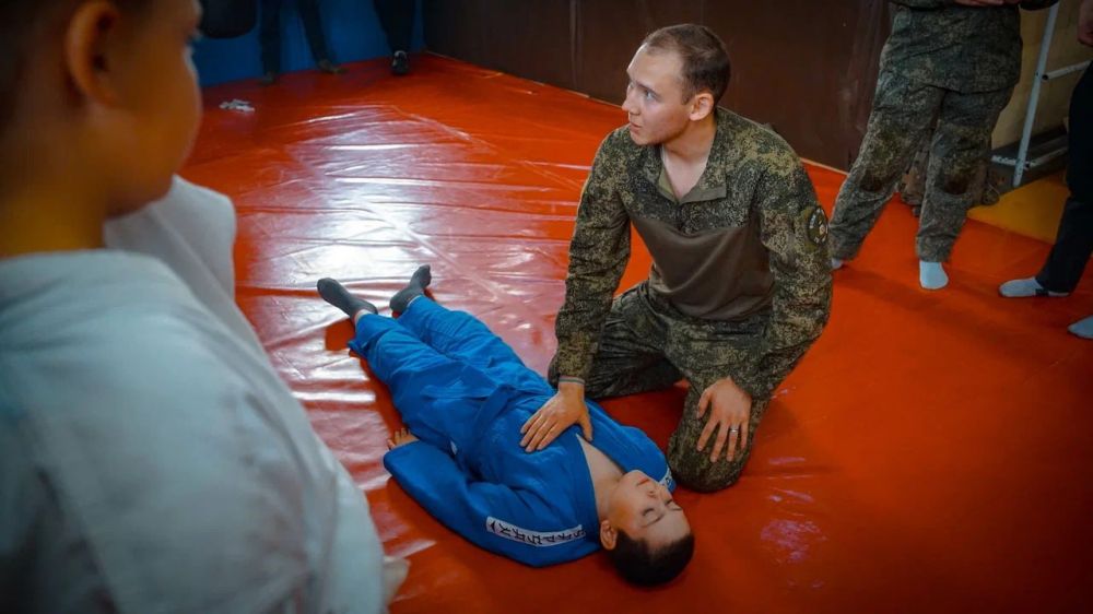 Евгений Шаталин: Принял участие в проекте «Детский спорт» под эгидой ВПП «Единая Россия» Евгений Шаталин: Принял участие в проекте «Детский спорт» под эгидой ВПП «Единая Россия»