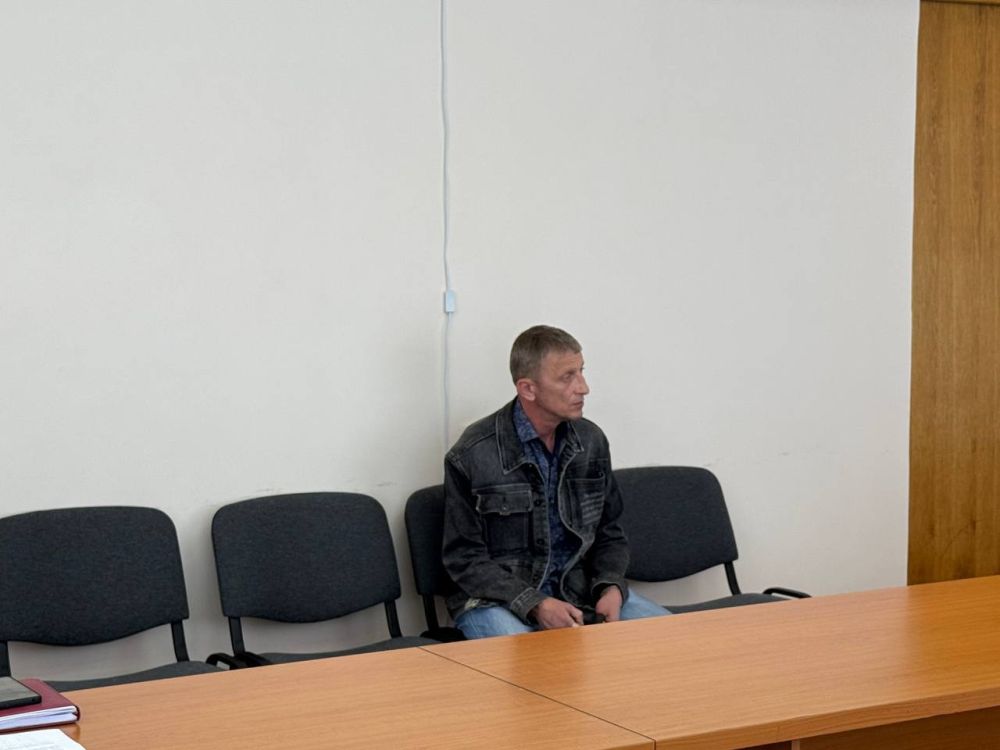 В Кировске состоялся еженедельный приём граждан В Кировске состоялся еженедельный приём граждан