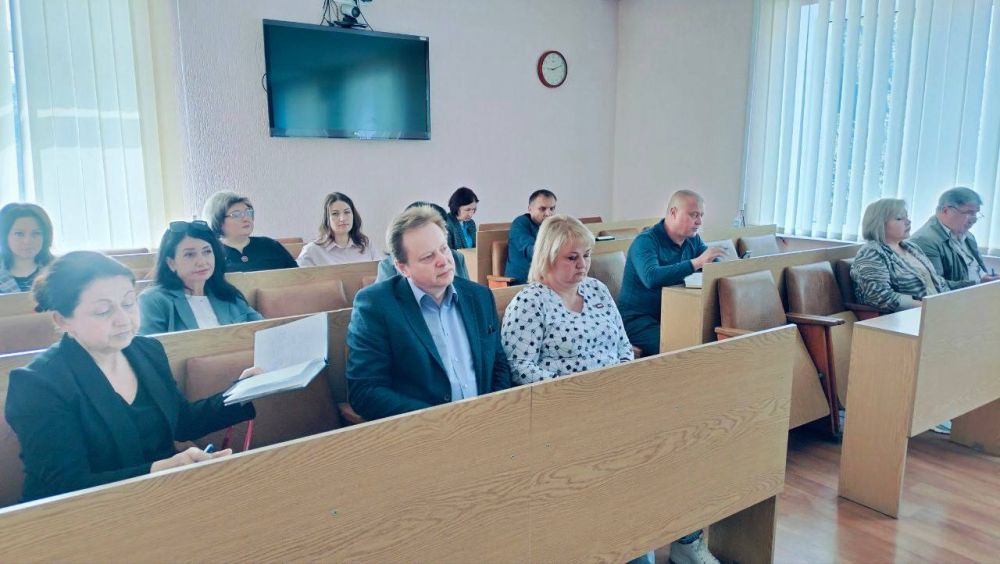 Андрей Рубанцов: Рабочую неделю традиционно начинаю с установочного совещания Андрей Рубанцов: Рабочую неделю традиционно начинаю с установочного совещания