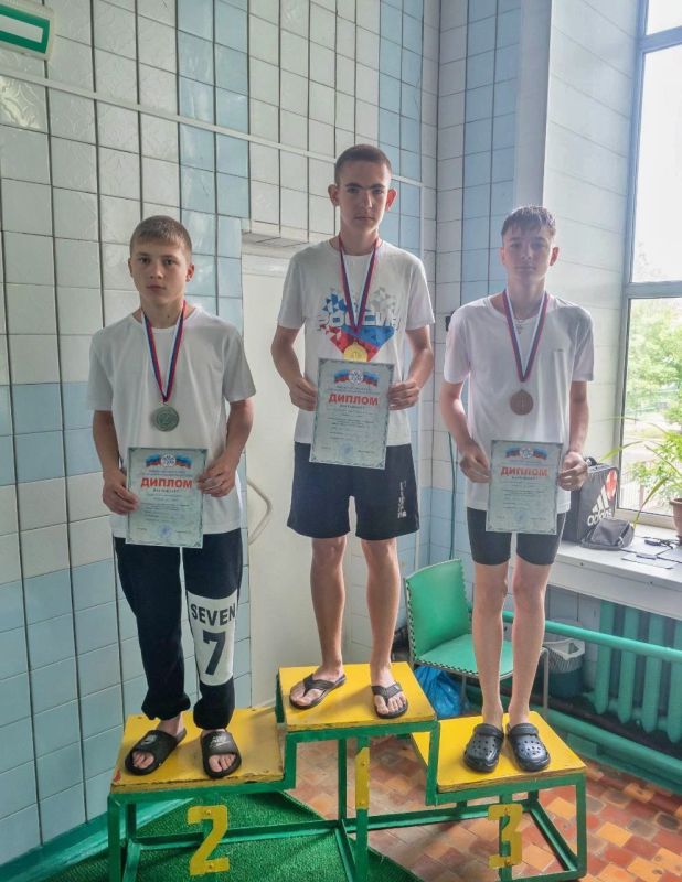 Заплыв выигрывает тот, кто твёрдо решил его выиграть Заплыв выигрывает тот, кто твёрдо решил его выиграть
