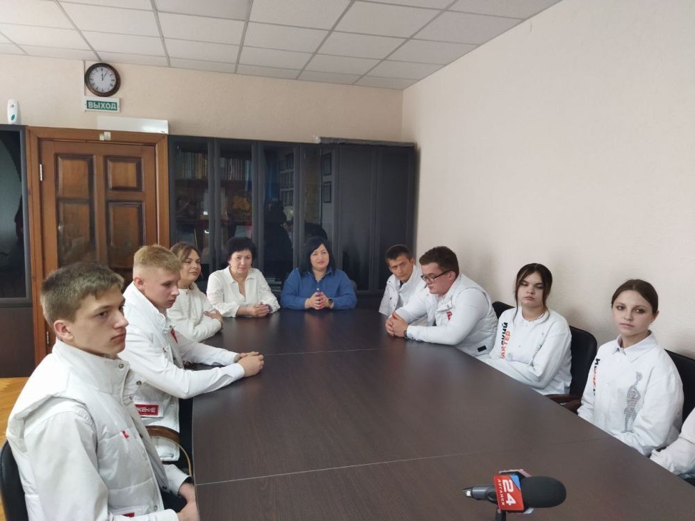 "День пионерии: эстафета поколений продолжается в "Движении Первых" "День пионерии: эстафета поколений продолжается в "Движении Первых"