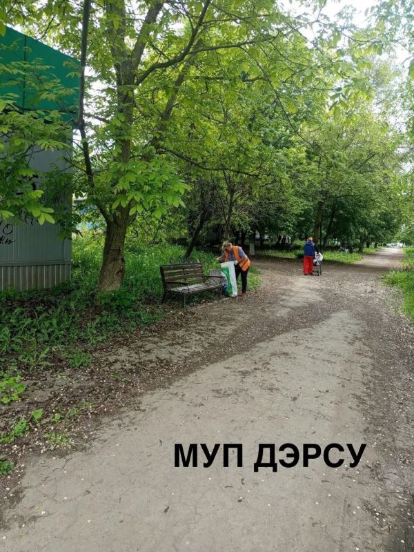 За период с 13 по 16 мая работниками МУП "ДЭРСУ" были выполнены следующие работы: За период с 13 по 16 мая работниками МУП "ДЭРСУ" были выполнены следующие работы: