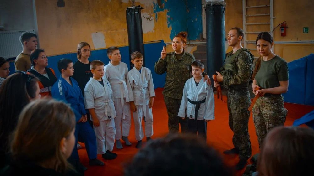 Евгений Шаталин: Принял участие в проекте «Детский спорт» под эгидой ВПП «Единая Россия» Евгений Шаталин: Принял участие в проекте «Детский спорт» под эгидой ВПП «Единая Россия»
