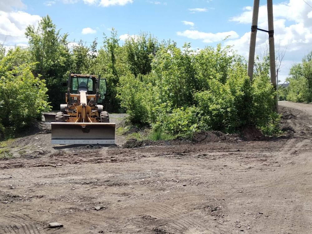 В Ровеньках регион-шеф Республика Коми продолжает строительные работы по капитальному ремонту автомобильной дороги, ведущей от пгт В Ровеньках регион-шеф Республика Коми продолжает строительные работы по капитальному ремонту автомобильной дороги, ведущей от пгт