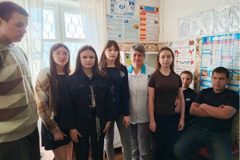 Специалисты Свердловской ЦГМБ проводят профориентационные мероприятия со школьниками муниципального округа Специалисты Свердловской ЦГМБ проводят профориентационные мероприятия со школьниками муниципального округа