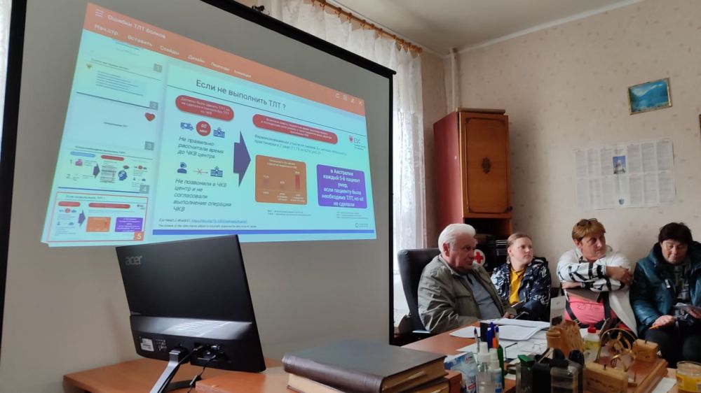 В Красном Луче для специалистов Луганского центра медицины катастроф прошло мероприятие в рамках лекционно-семинарской системы обучения В Красном Луче для специалистов Луганского центра медицины катастроф прошло мероприятие в рамках лекционно-семинарской системы обучения