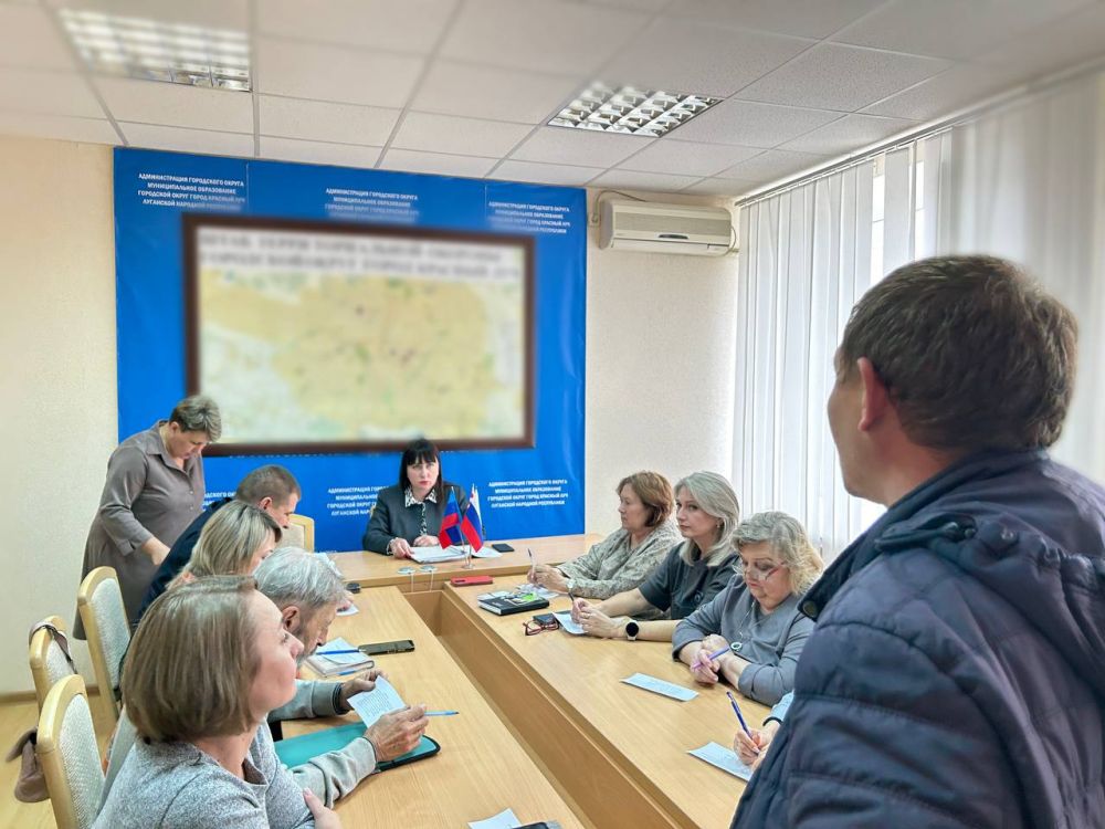 20 мая 2025 года в Администрации Краснолучского городского округа прошло заседание комиссии по делам несовершеннолетних и защите их прав 20 мая 2025 года в Администрации Краснолучского городского округа прошло заседание комиссии по делам несовершеннолетних и защите их прав