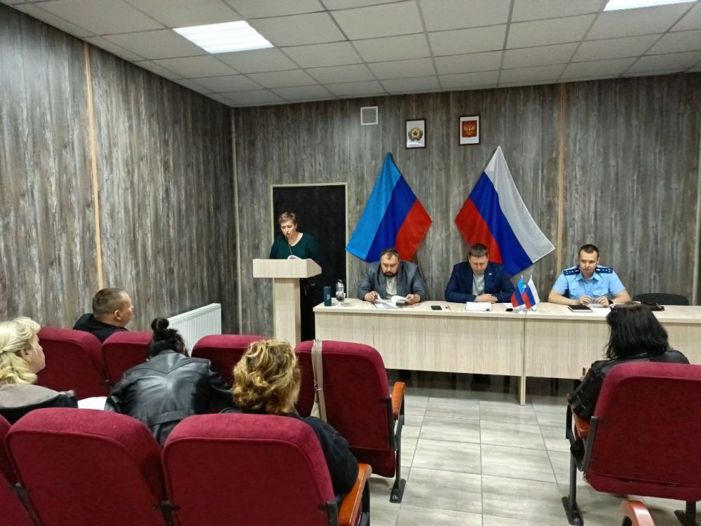 19 мая 2025 года состоялось тридцать второе заседание Совета городского округа город Лисичанск Луганской Народной Республик 19 мая 2025 года состоялось тридцать второе заседание Совета городского округа город Лисичанск Луганской Народной Республик