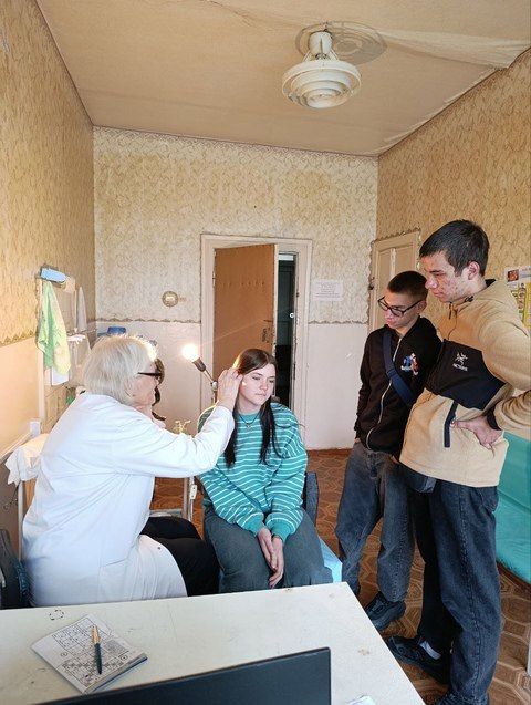 В рамках профориентационной работы учащиеся 9-11 классов из ГБОУ «ЧСШ №1», ГБОУ «Червонопартизанская гимназия» и ГБОУ «Провальский учебно-воспитательный комплекс» приняли участие в ознакомительной экскурсии в стенах нашей... В рамках профориентационной работы учащиеся 9-11 классов из ГБОУ «ЧСШ №1», ГБОУ «Червонопартизанская гимназия» и ГБОУ «Провальский учебно-воспитательный комплекс» приняли участие в ознакомительной экскурсии в стенах нашей...