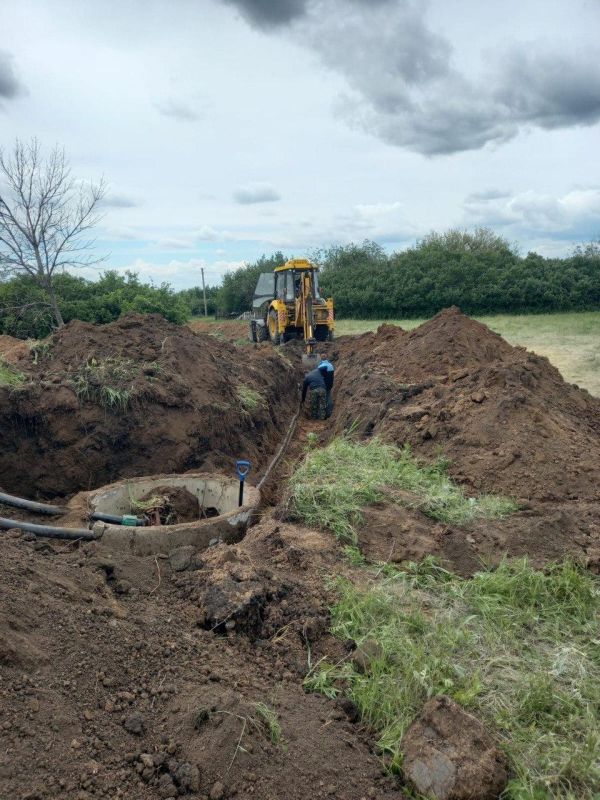 Альберт Зинченко: В поселке Казачий устанавливают водопроводные колодцы Альберт Зинченко: В поселке Казачий устанавливают водопроводные колодцы