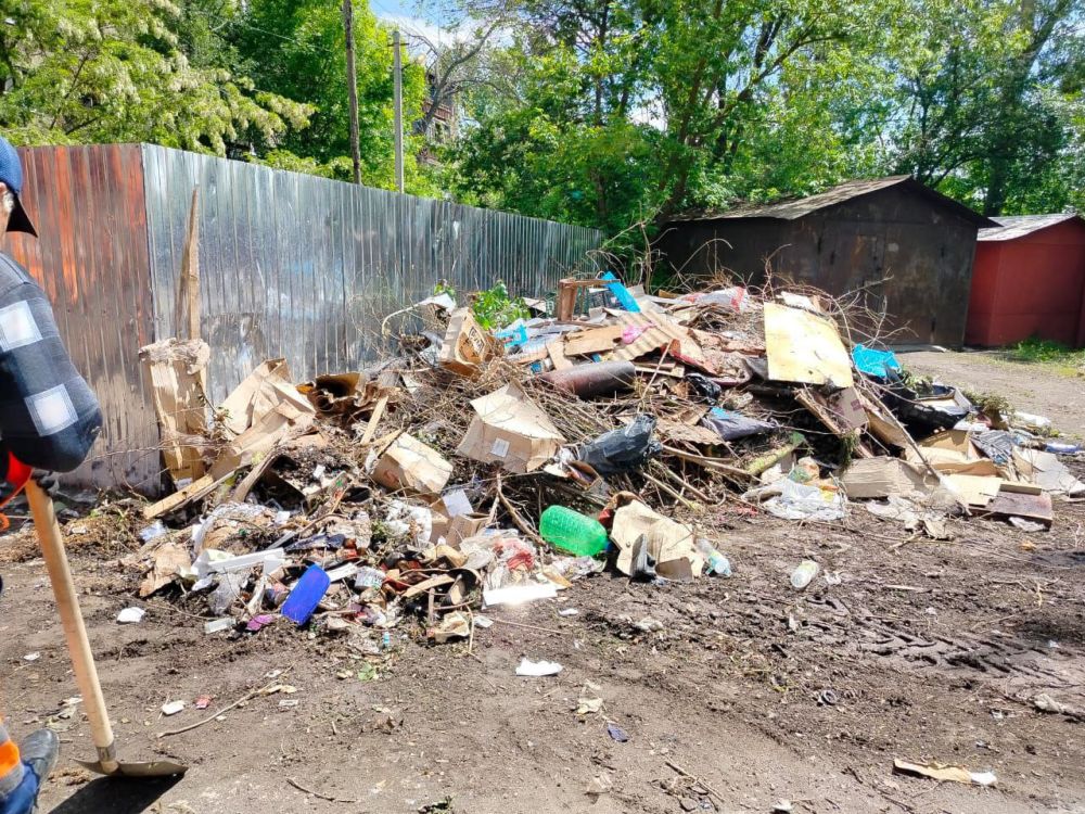 Коммунальные службы города ударно поработали над улучшением экологической обстановки! Коммунальные службы города ударно поработали над улучшением экологической обстановки!