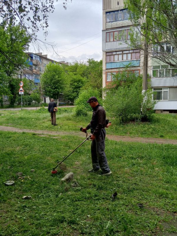 Коммунальные службы в действии! Коммунальные службы в действии!
