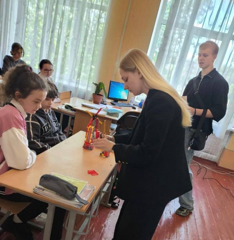 Первый учебный год инженерных классов ДонГТУ завершился Первый учебный год инженерных классов ДонГТУ завершился