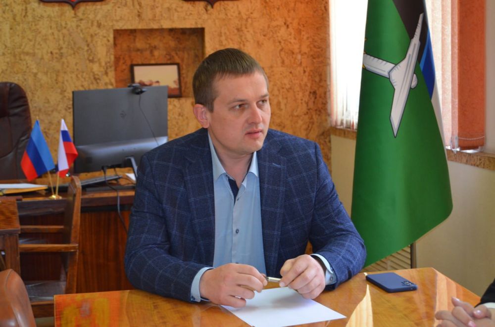Евгений Морозов: Встретился с семьями брянковчан - погибших участников СВО Евгений Морозов: Встретился с семьями брянковчан - погибших участников СВО
