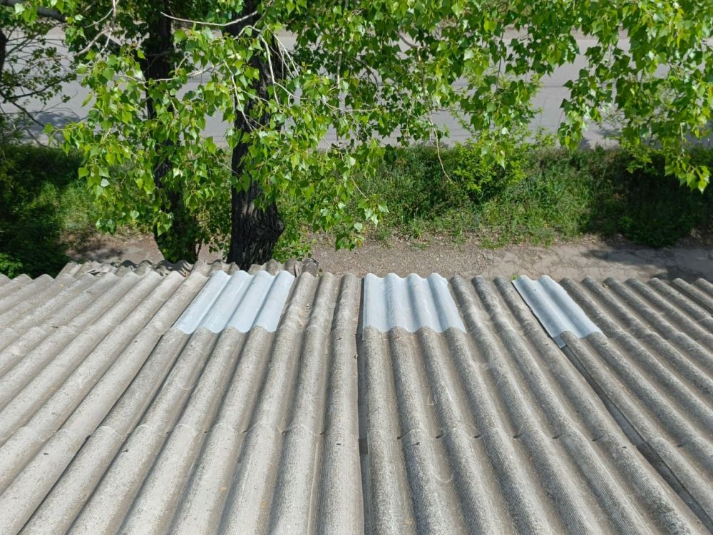 В Красном Луче регулярно проводятся ремонтные работы по народной программе Единой России В Красном Луче регулярно проводятся ремонтные работы по народной программе Единой России