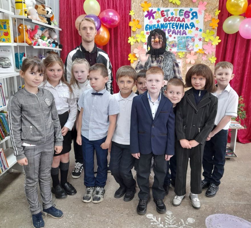 #День_библиотек. Библиотечный урок для учащихся 1-А класса ГБОУ ЛНР «Марковская гимназия» #День_библиотек. Библиотечный урок для учащихся 1-А класса ГБОУ ЛНР «Марковская гимназия»