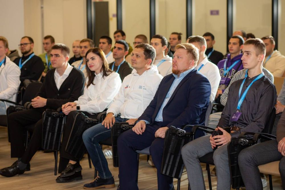 Иван Кусов: Сегодня платформа «Россия — страна возможностей» празднует свое 7-милетие Иван Кусов: Сегодня платформа «Россия — страна возможностей» празднует свое 7-милетие