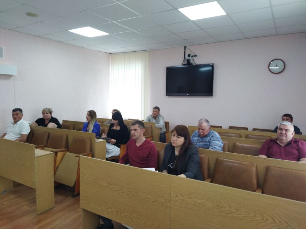 Сегодня Глава городского округа провёл заседание комиссии по предупреждению и ликвидации чрезвычайных ситуаций и обеспечению пожарной безопасности муниципального образования городской округ город Ровеньки ЛНР Сегодня Глава городского округа провёл заседание комиссии по предупреждению и ликвидации чрезвычайных ситуаций и обеспечению пожарной безопасности муниципального образования городской округ город Ровеньки ЛНР