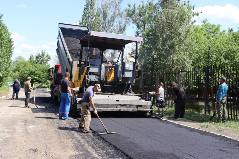 В Стаханове начался ремонт дорог В Стаханове начался ремонт дорог