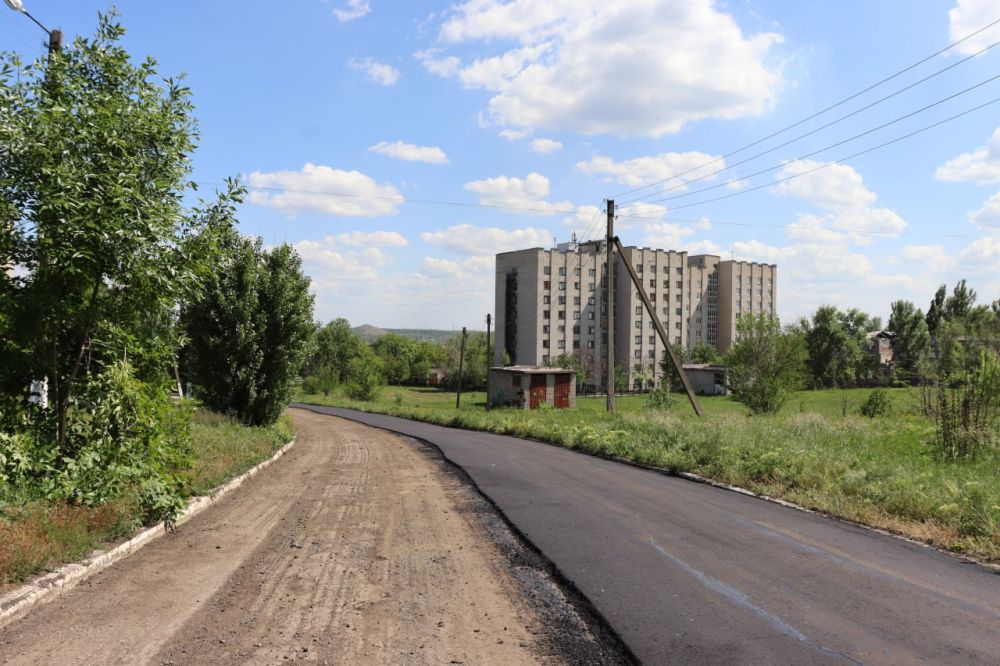 В Стаханове начался ремонт дорог В Стаханове начался ремонт дорог