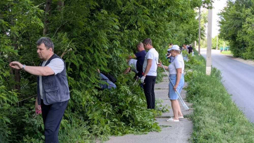 Владимир Чернев: Сегодня наш округ принял активное участие во Всероссийской акции «Вода России»! Владимир Чернев: Сегодня наш округ принял активное участие во Всероссийской акции «Вода России»!