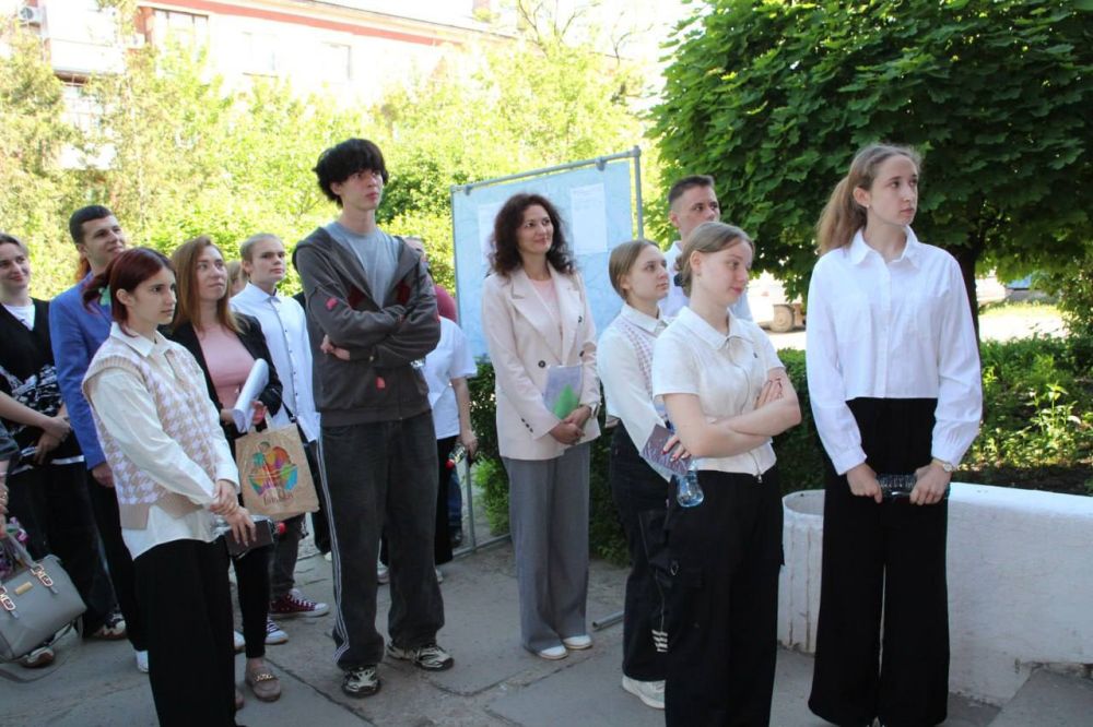 Дан старт проведению единого государственного экзамена в Алчевске Дан старт проведению единого государственного экзамена в Алчевске