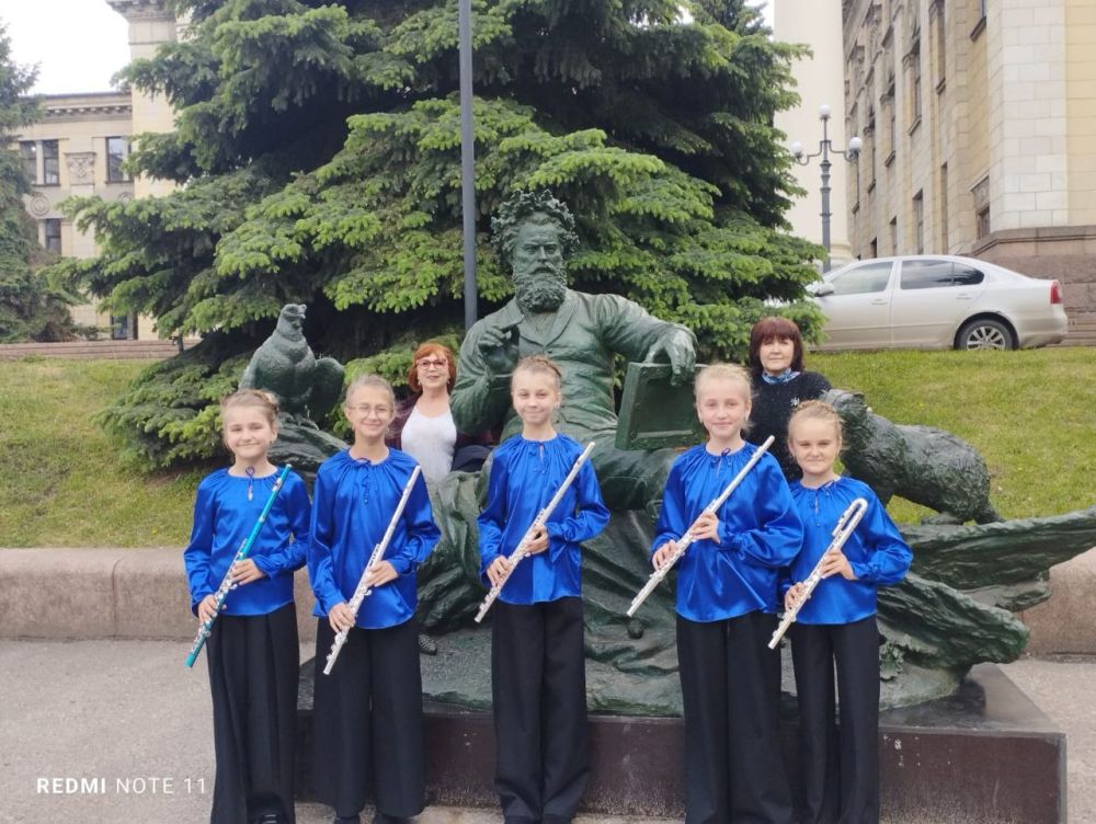 Продолжаем подводить итоги фестиваля-конкурса «Кубок Матусовского», который впервые прошел в Луганской Народной Республике Продолжаем подводить итоги фестиваля-конкурса «Кубок Матусовского», который впервые прошел в Луганской Народной Республике